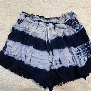 flowy beach shorts